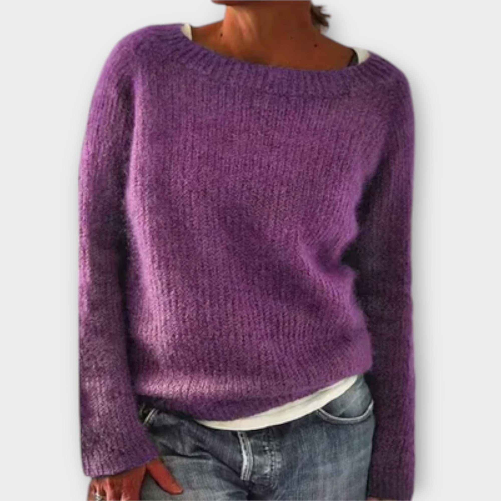 Regine – jednokolorowy sweter damski