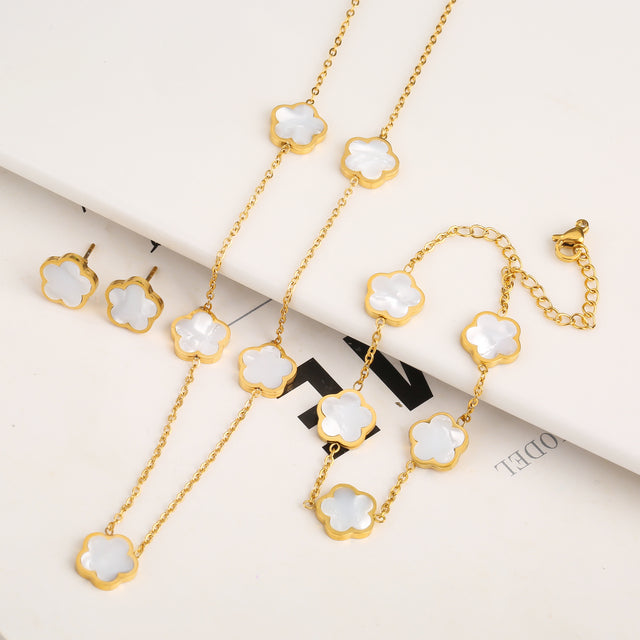 Tree-Shaped Piece Set