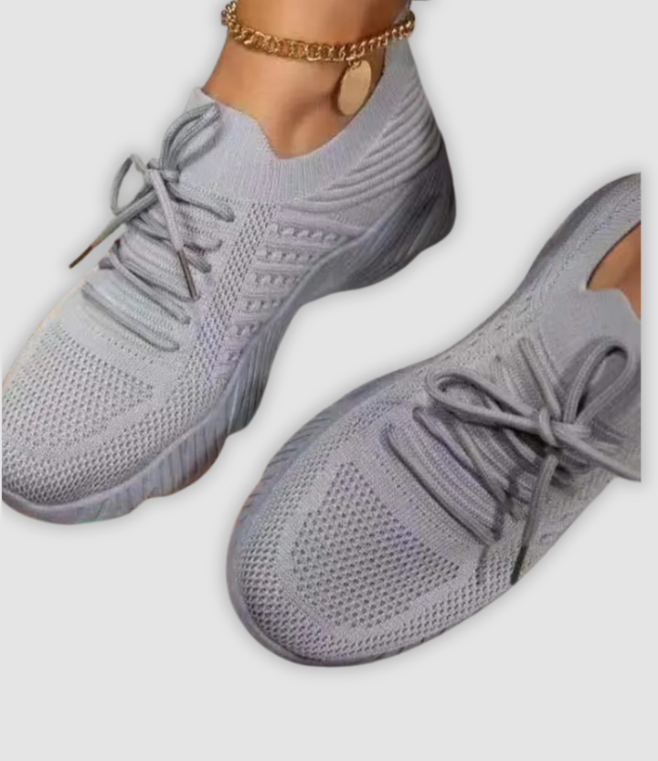 Antonia - Schnürungsturnschuhe