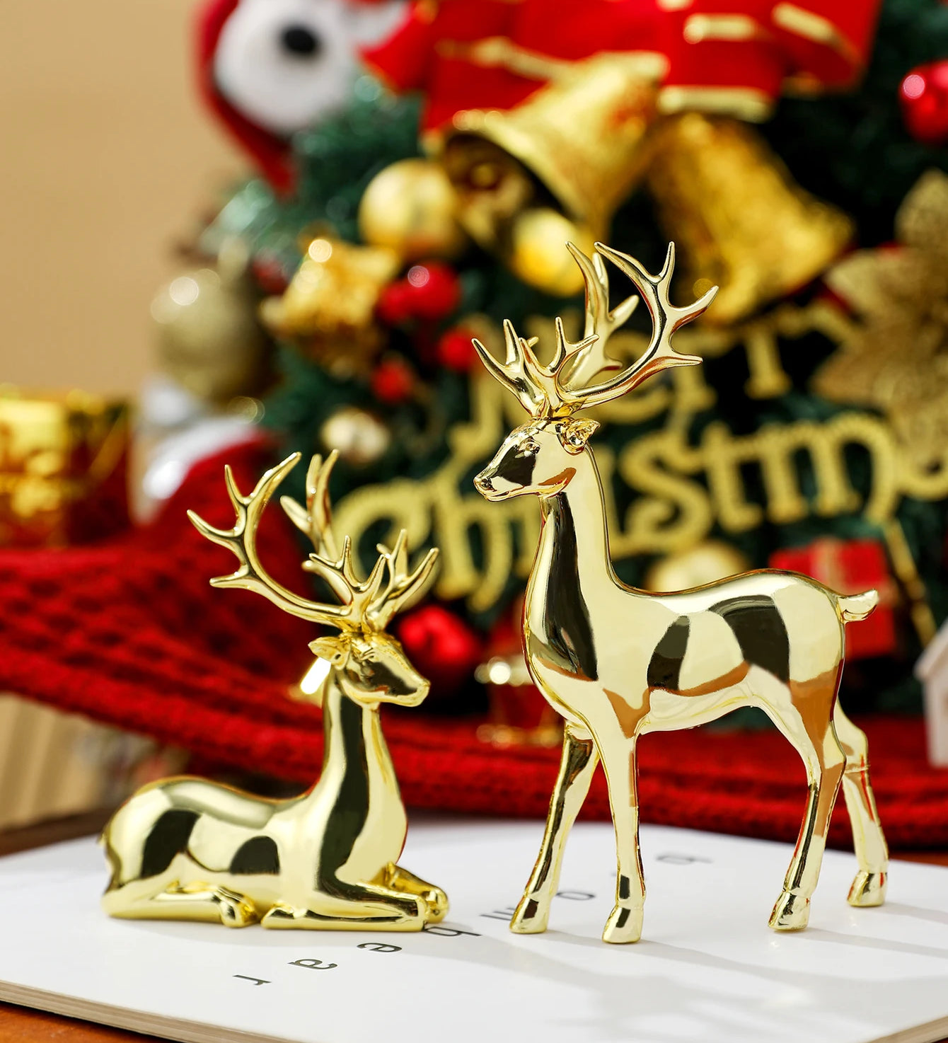 2 Pcs Reindeer Christmas Table Decoration for Home Indoor Xmas Holiday Small Statue Rustic Table Decor Christmas Reindeer Decor