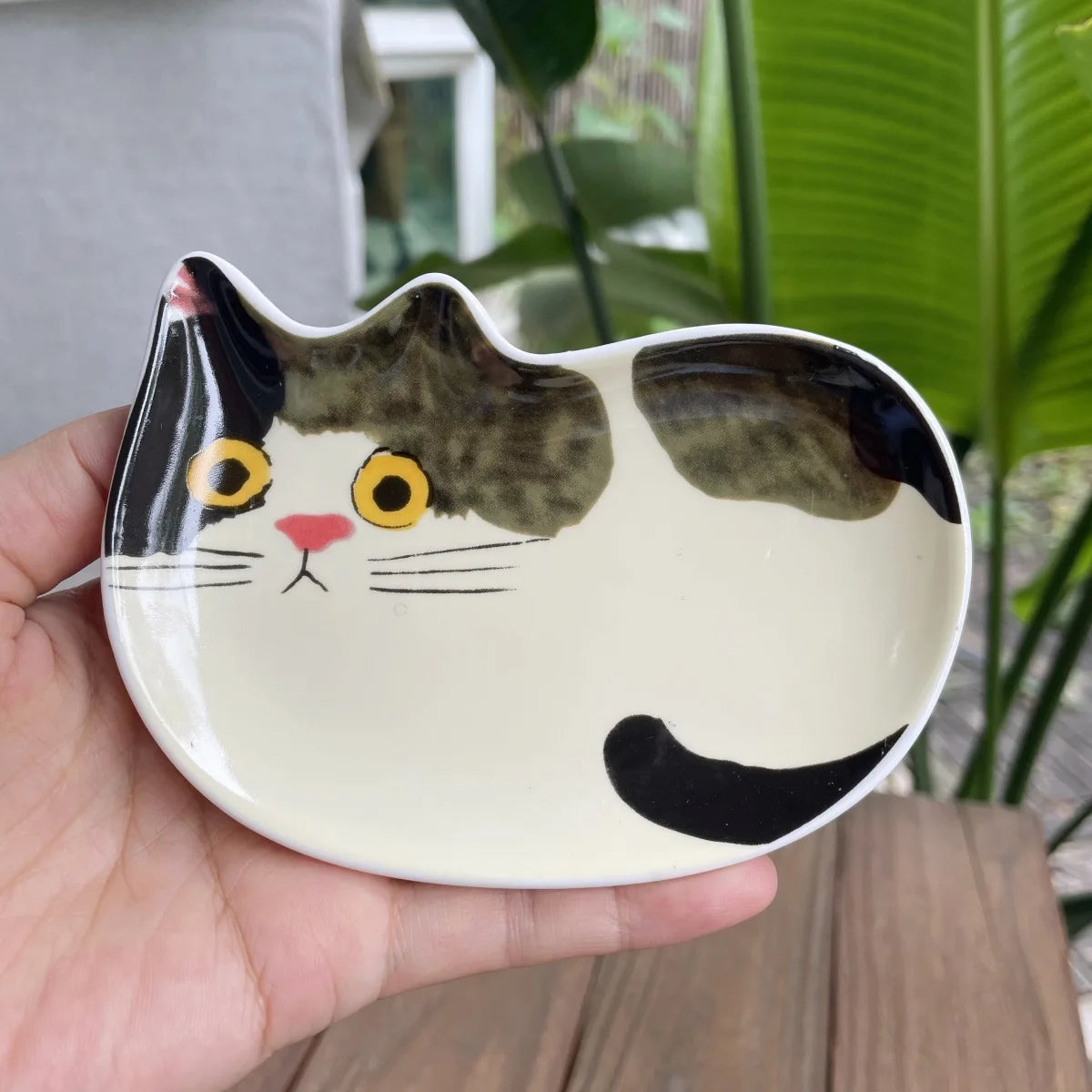 Japan Cute Pets Cat Sauce Dish Ceramic Creative Cute Cat Face Shaped Condiment Dish Small Plates Tableware Home Kitchen Supplies