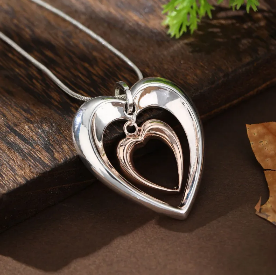 Hollow Heart-Shaped Pendant Necklace in Two Tones