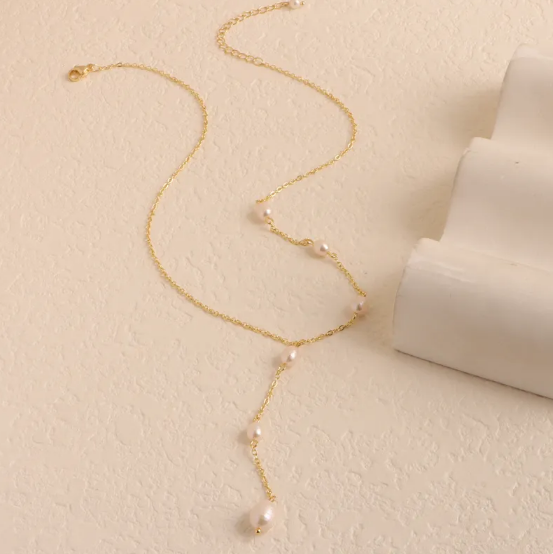 Silver Necklace with Freshwater Pearls