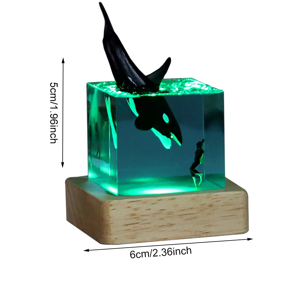 Ocean Shark Diver Decoration Gift Whale Epoxy Resin Desktop Lamp Luminous Toy LED Night Light Home for Desktop Bookshelf