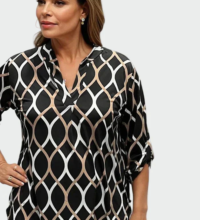 Klasická blúzka s dlhými rukávmi a elegantným vzorom