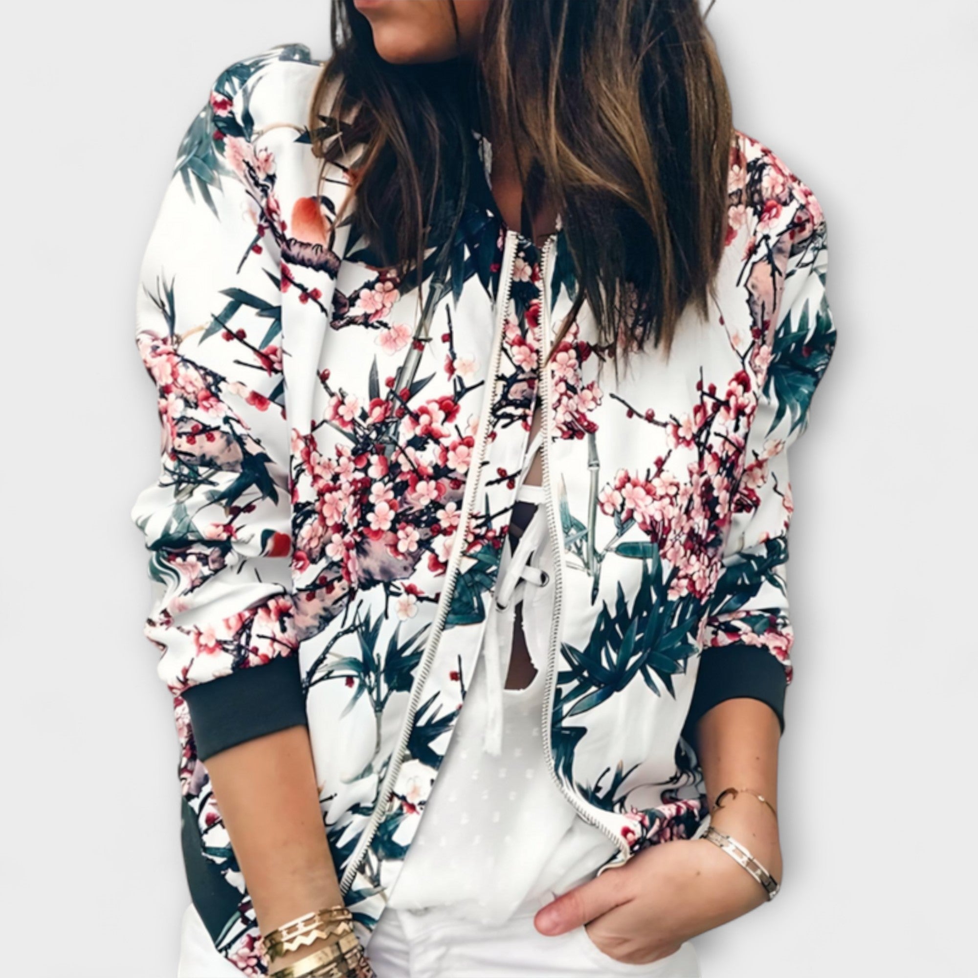 Kaelin – Stylowa bomberka damska w kwiaty